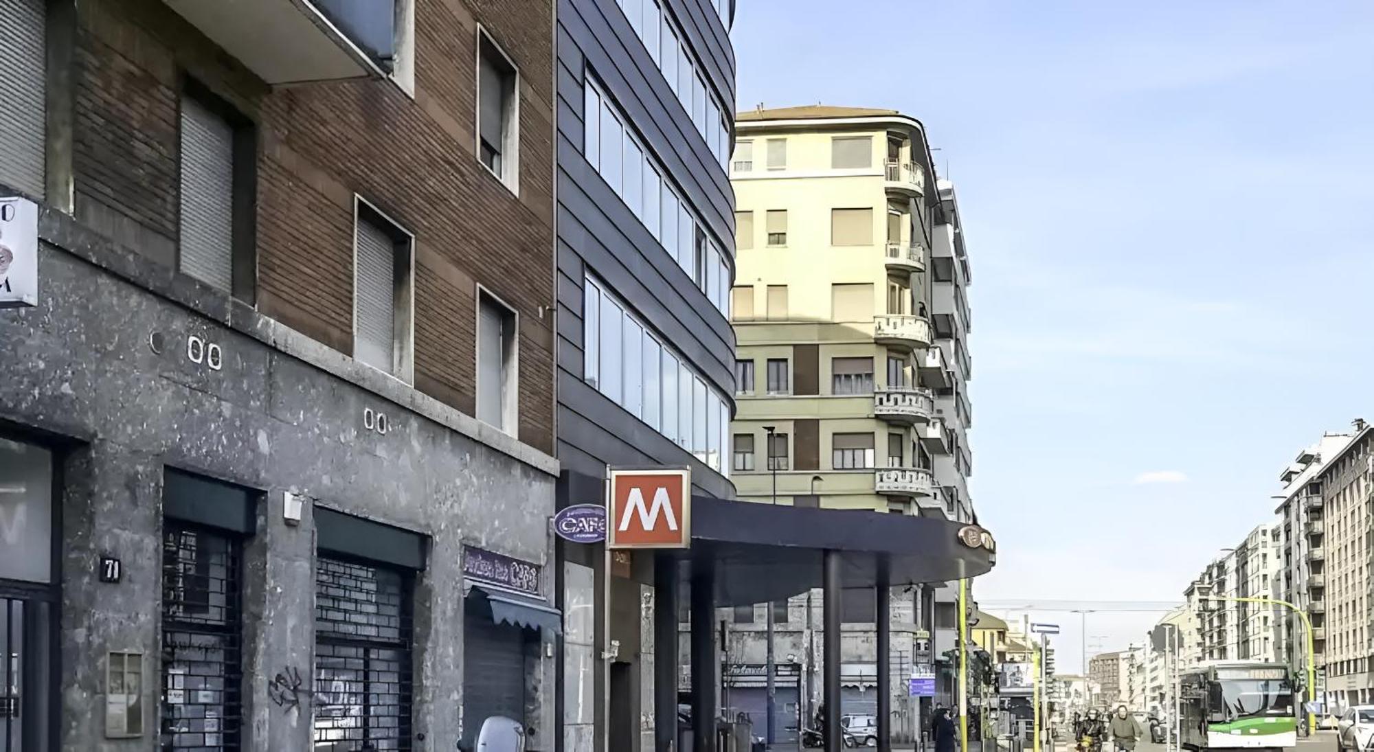 Yr - Station * Milán